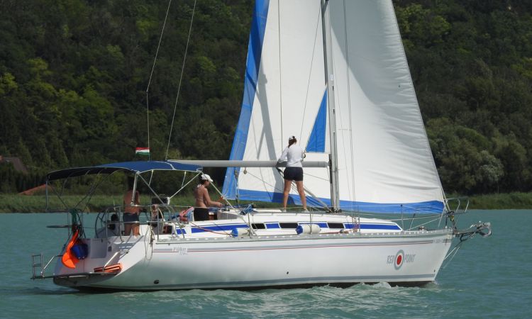 Fűke 37 - Red Point (12 fő)